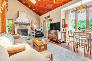 530 Perry Hwy, Lancaster Township, PA 16037 - Photo 8