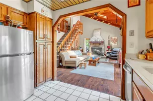 530 Perry Hwy, Lancaster Township, PA 16037 - Photo 16