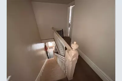 26 Carrick Ave, Pittsburgh, PA 15210 - Photo 8