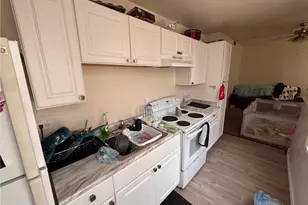 26 Carrick Ave, Pittsburgh, PA 15210 - Photo 14