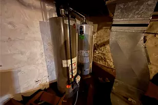 26 Carrick Ave, Pittsburgh, PA 15210 - Photo 22