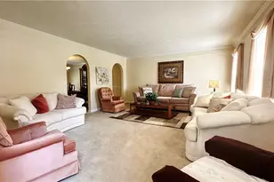 440 Chapeldale Dr, Upper Burrell, PA 15613 - Photo 8