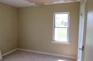 666 Ewing St, Washington, PA 15301 - Photo 10