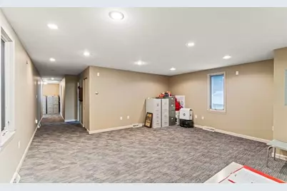 105 S McDonald Street, McDonald, PA 15057 - Photo 16