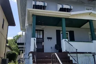 125 Bertha Ave, Donora, PA 15033 - Photo 2