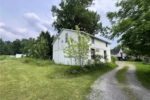 275 S Duffy Rd, Twp of But SW, PA 16001 - Photo 6