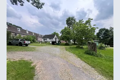 275 S Duffy Rd, Twp of But SW, PA 16001 - Photo 16