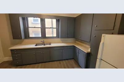 304 Elm Ave, Sharon, PA 16146 - Photo 6