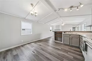 247 Colleen Ln, Hempfield Township, PA 15644 - Photo 8