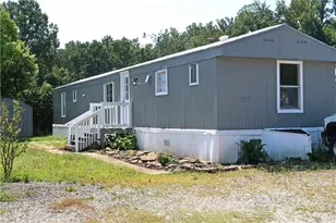 247 Colleen Ln, Hempfield Township, PA 15644 - Photo 28