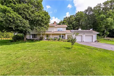 17 Sycamore St, Greensburg, PA 15601 - Photo 2