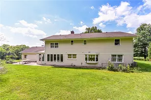 17 Sycamore St, Greensburg, PA 15601 - Photo 10