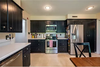 17 Sycamore St, Greensburg, PA 15601 - Photo 30