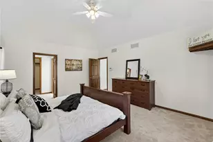 2455 Dogwood Dr, Pittsburgh, PA 15090 - Photo 28