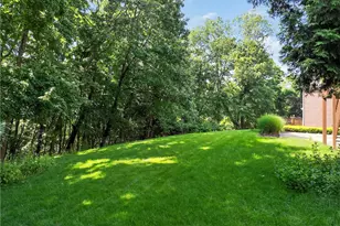 2455 Dogwood Dr, Pittsburgh, PA 15090 - Photo 46