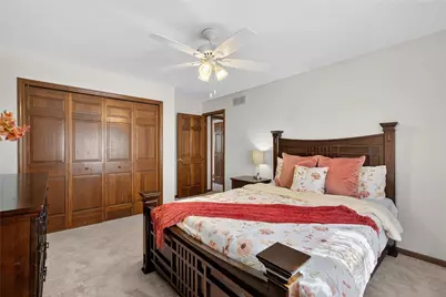 2455 Dogwood Dr, Pittsburgh, PA 15090 - Photo 36