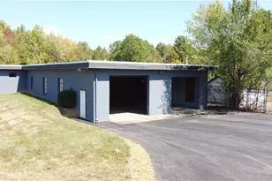 10 Rhoda St, Farrell, PA 16121 - Photo 1