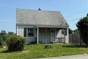 1728 Iowa Ave, West Mifflin, PA 15122 - Photo 1