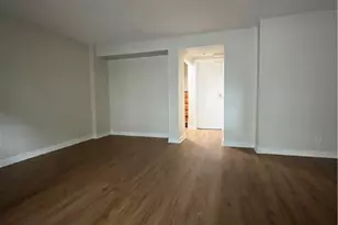 2413 Park Hill Dr, Pittsburgh, PA 15221 - Photo 2