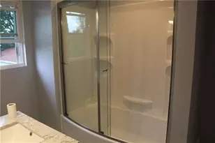 995 A Brodhead, Moon/Crescent Twp, PA 15108 - Photo 4