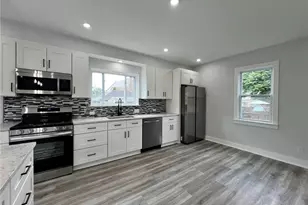 7717 Mulford St, Homewood Brushton, PA 15208 - Photo 12