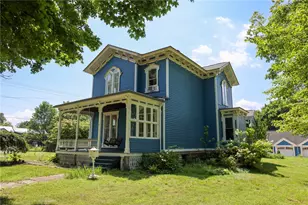 231 W Butler St, Mercer Boro, PA 16137 - Photo 1