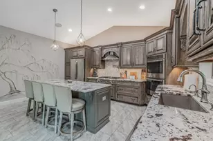 155 Chavelle Ct, Pittsburgh, PA 15239 - Photo 20