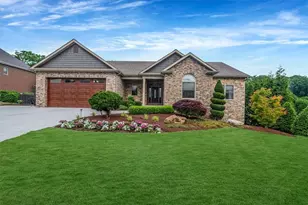 155 Chavelle Ct, Pittsburgh, PA 15239 - Photo 2