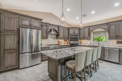 155 Chavelle Ct, Pittsburgh, PA 15239 - Photo 18