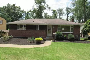 438 Saratoga Dr, Pittsburgh, PA 15236 - Photo 1