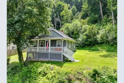 108 Hird Rd, Trafford, PA 15085 - Photo 1