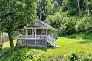 108 Hird Rd, Trafford, PA 15085 - Photo 1