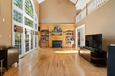 115 Lyndhurst Cir, Pine Township, PA 15090 - Photo 6