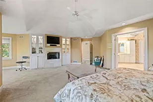 115 Lyndhurst Cir, Pine Township, PA 15090 - Photo 18