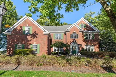 115 Lyndhurst Cir, Pine Township, PA 15090 - Photo 1