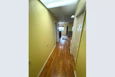 1227 Sunset Dr, Center Township, PA 16001 - Photo 12