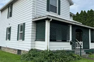 113 Line Ave, Ellwood City, PA 16117 - Photo 1