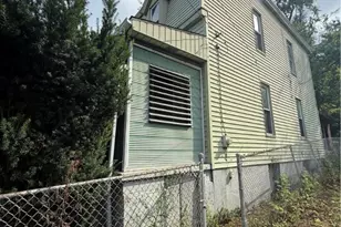 4533 Chatsworth Ave, Pittsburgh, PA 15207 - Photo 2