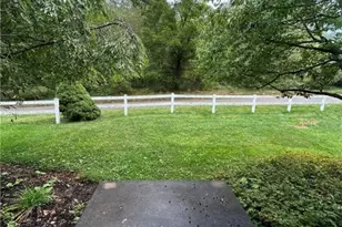 192 Yellow Creek Rd, Lancaster Township, PA 16037 - Photo 10