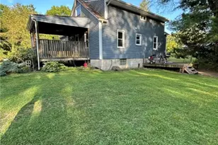 192 Yellow Creek Rd, Lancaster Township, PA 16037 - Photo 2