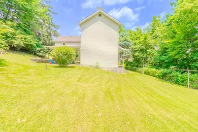 93 Semmens St, Wilkins Township, PA 15145 - Photo 6