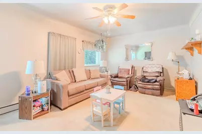 93 Semmens St, Wilkins Township, PA 15145 - Photo 10