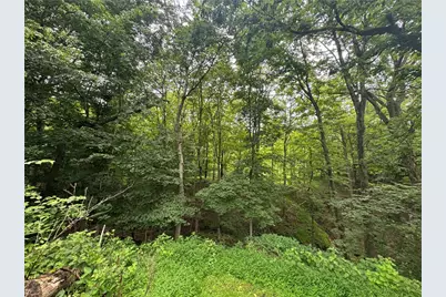 373 Lakeview Drive, South Strabane, PA 15301 - Photo 8