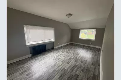 560 Wylie Ave, Clairton, PA 15025 - Photo 6