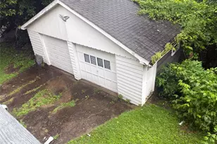 560 Wylie Ave, Clairton, PA 15025 - Photo 12