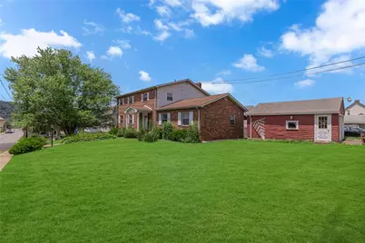 1001 2nd Ave, Conway, PA 15027 - Photo 2