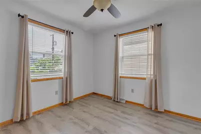 1001 2nd Ave, Conway, PA 15027 - Photo 12