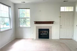 1521 Eagle Pointe Dr, Cecil, PA 15317 - Photo 4