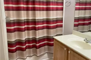 1521 Eagle Pointe Dr, Cecil, PA 15317 - Photo 26