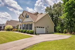 2529 Brandt School Rd, Pittsburgh, PA 15090 - Photo 2